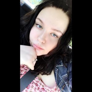 Meet your Posher, Mackenzie